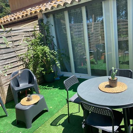 Un Duplex Pour 4 Personne Residence De Vacances Arles Exteriér fotografie